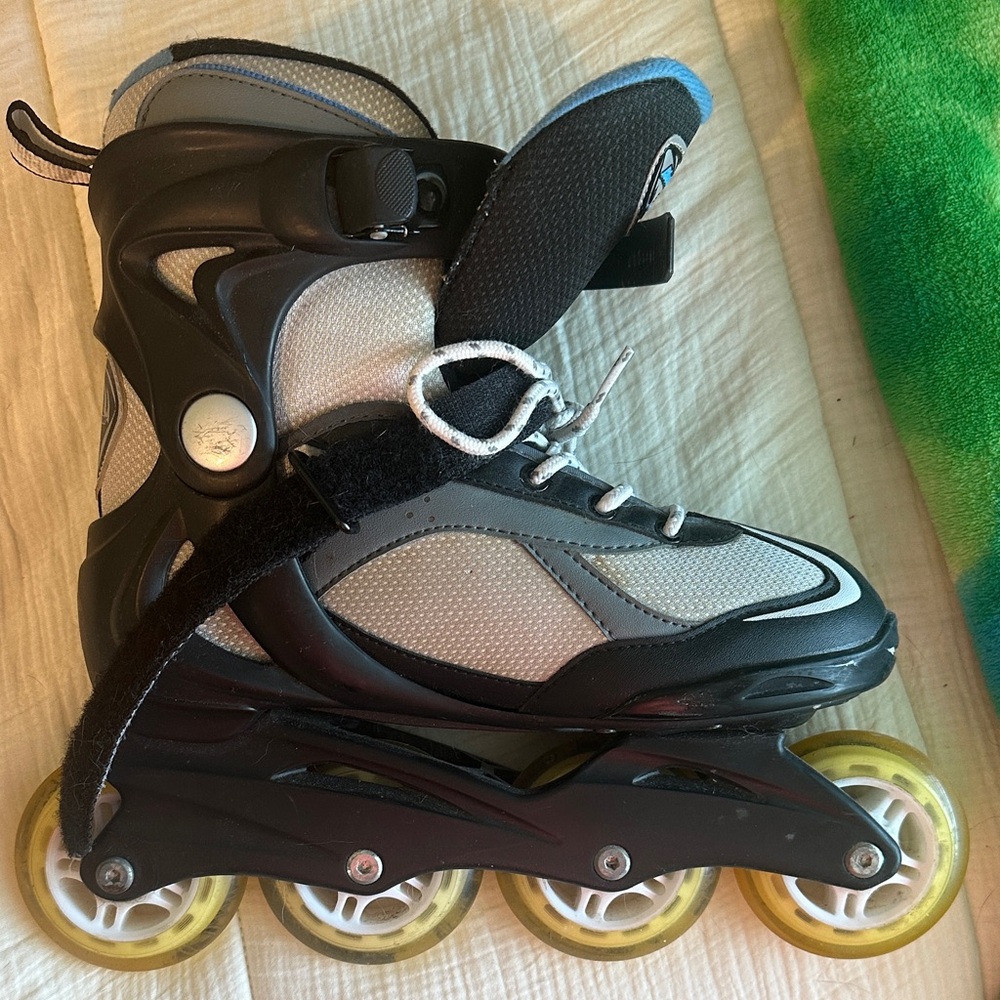 Blade runner size 6 Black and Gray Rollerblades